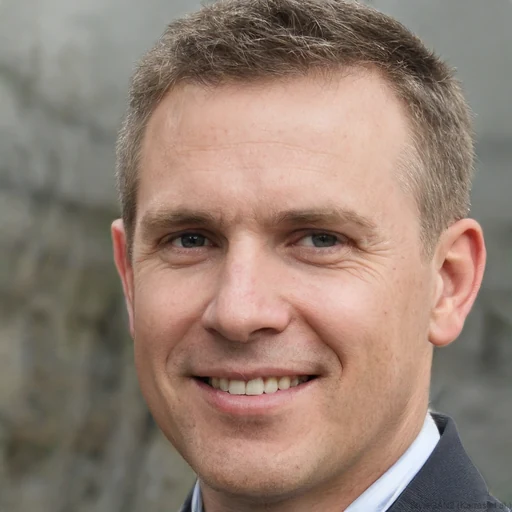 Andreas R.